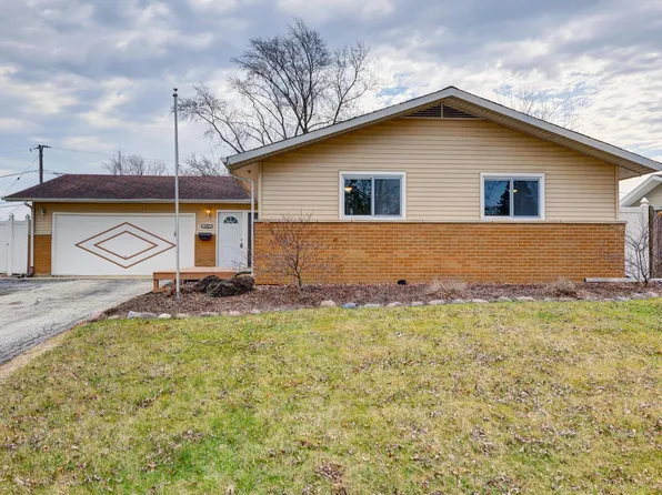 14739 Park Ave, Oak Forest, IL 60452