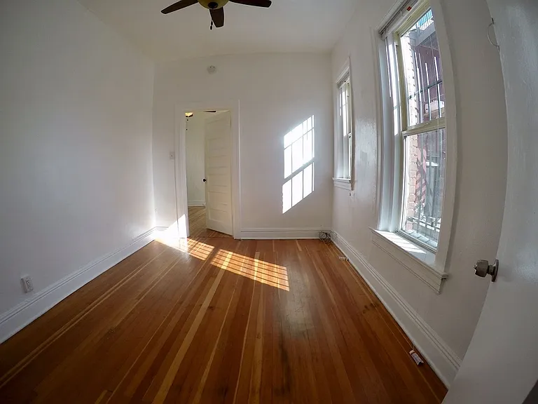 1311 N Downing St — Photo 7