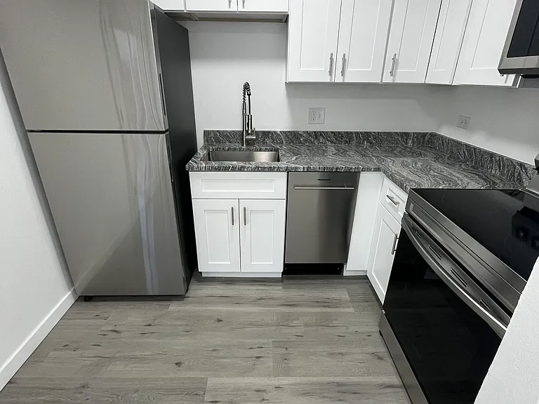 Oak North Apartments — Photo 47