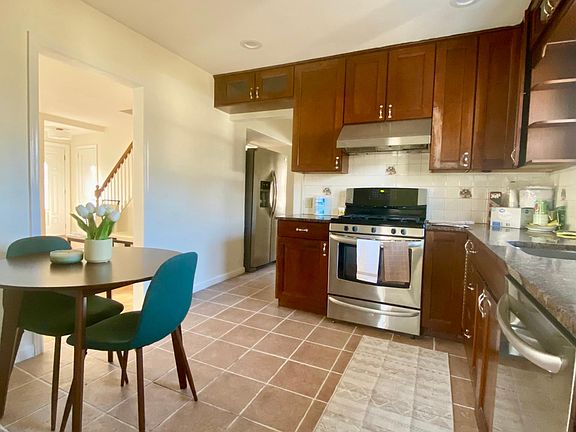 Kitchen with dinette