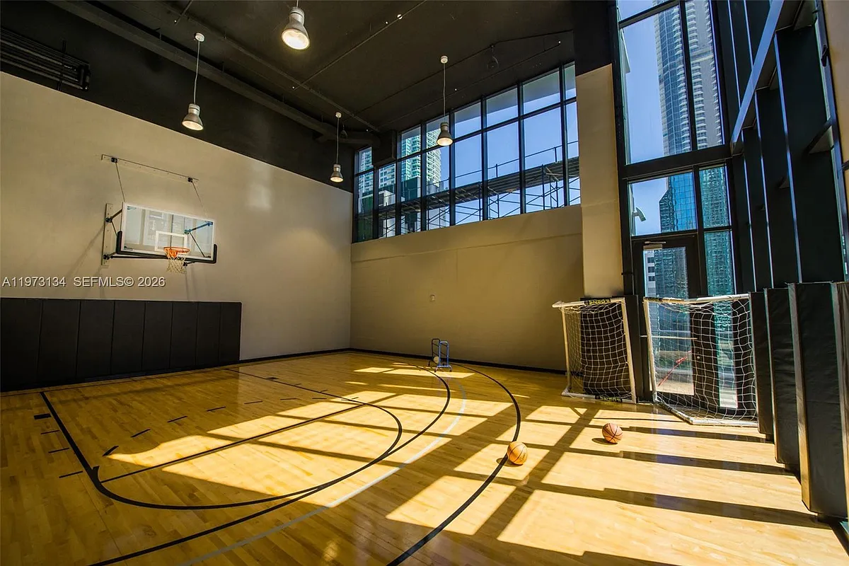 Building Photo - 1010 Brickell Ave #3010