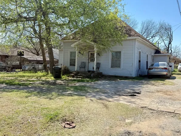 708 W 12th St, Sulphur, OK 73086