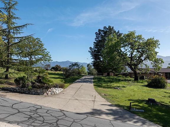 3rd image of 34994 Sky Ranch Rd