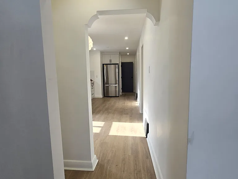 46 Pitt Ave — Photo 5