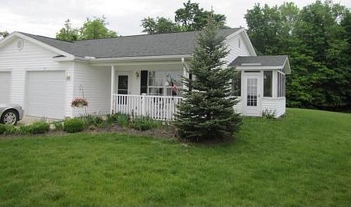 1st image of 25 Highmeadow Dr