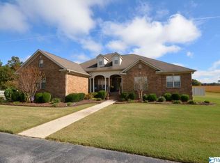 257 Manley Rd, Hazel Green, AL 35750