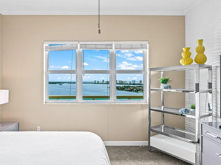 2650 Lake Shore Dr #2403 — Photo 12