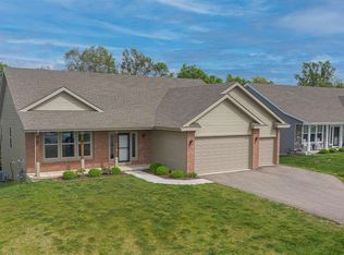 9909 Lismore Rd, Roscoe, IL 61073