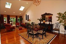 4th image of 40 Cummings Cir