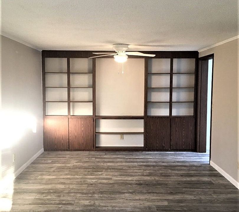 1st image of 701 Red Deer Dr #701