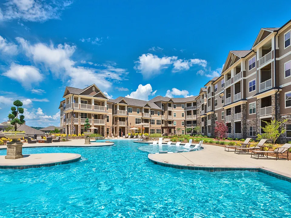 Legacy at Jones Farm Apartments