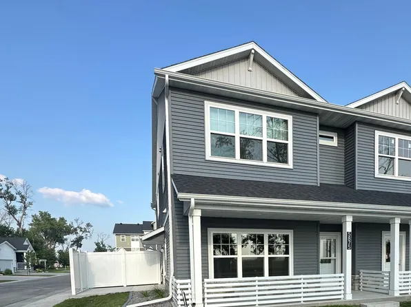 5875 41st St S, Fargo, ND 58104