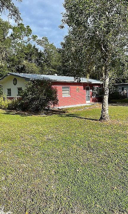 1st image of 7130 N Pearl Pt