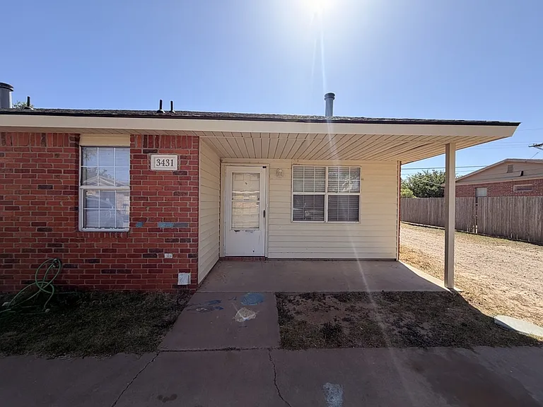 3431 Hyden Ave — Photo 1