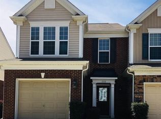 1212 Kingston Grove Dr, Cary, NC 27519