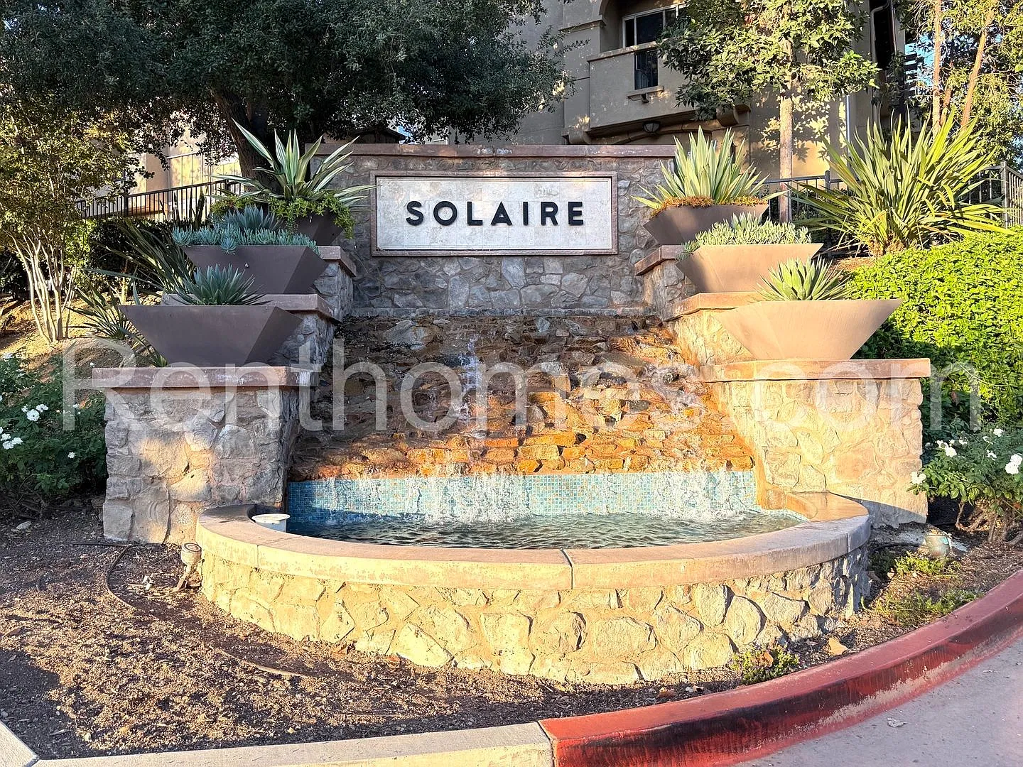 San Elijo Hills, 2113 Cosmo Wy, LVP Floors, Granite Counters, AC, Community Pool and Spa, 2 Car G... — Photo 2