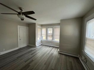 19 Bain St FLOOR 1, Cranston, RI 02920