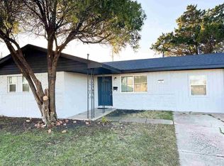 16 NW 53rd St, Lawton, OK 73505