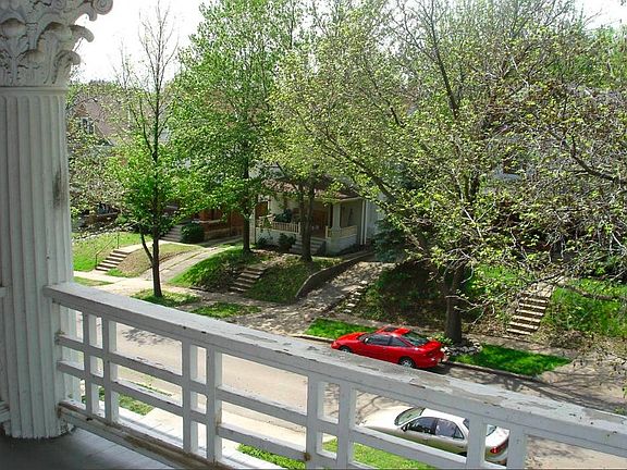 2nd image of 4141 Campbell St #3