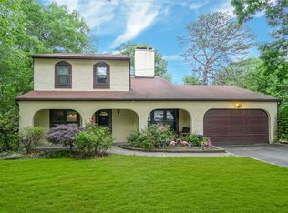 5 Mill St, Pt Jefferson Station, NY 11776