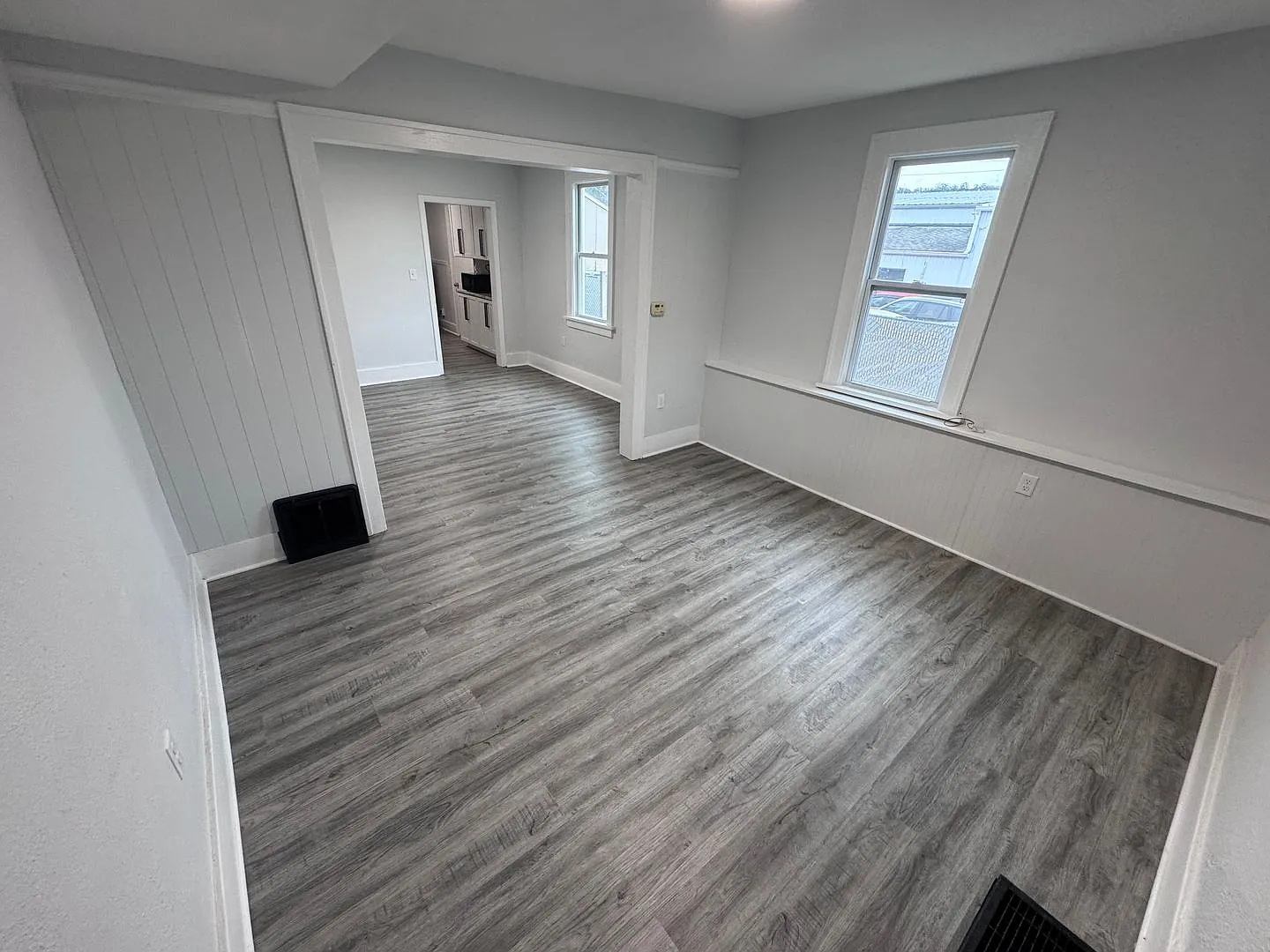 Plains - 116-118 S Rustin St — Photo 2