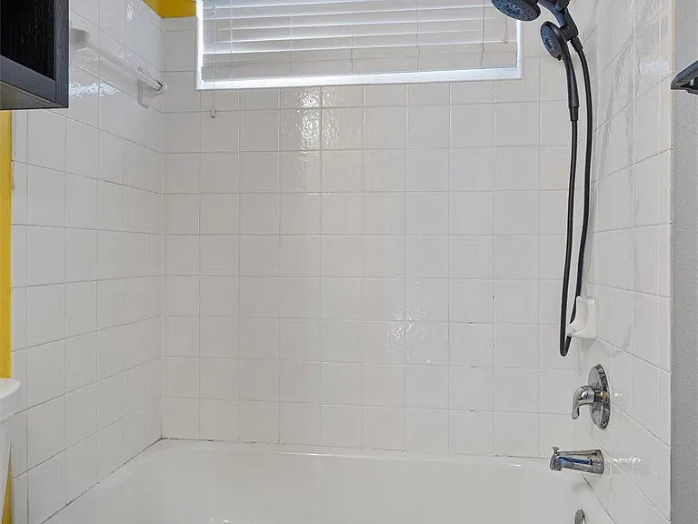 1713 Darjeeling Dr — Photo 25