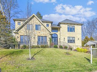 1443 Waggaman Cir, Mc Lean, VA