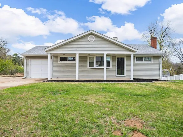 6017 Oakville Ter, Saint Louis, MO 63129