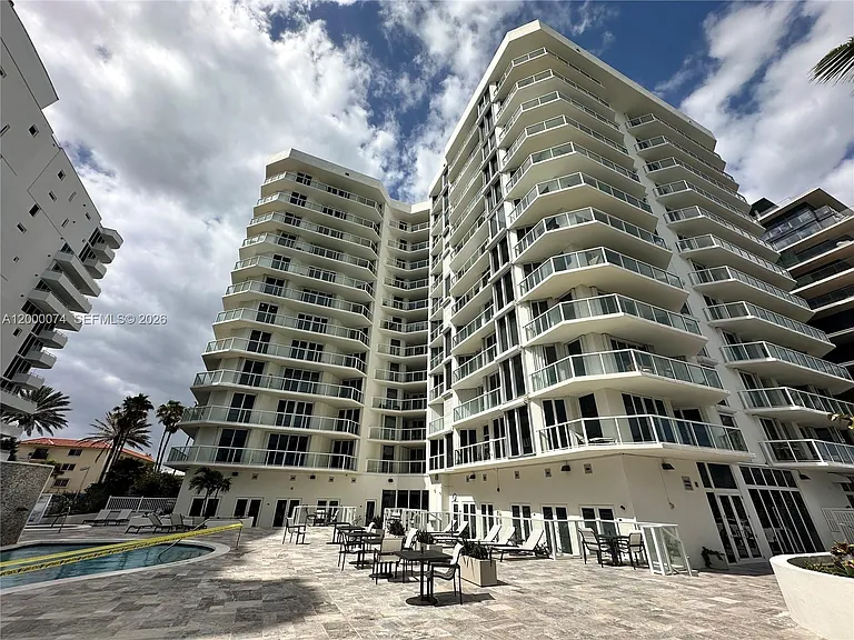 8925 Collins Ave #2J — Photo 50