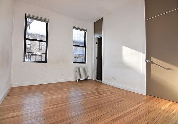 4th image of 580 Saint Nicholas Ave APT 4G