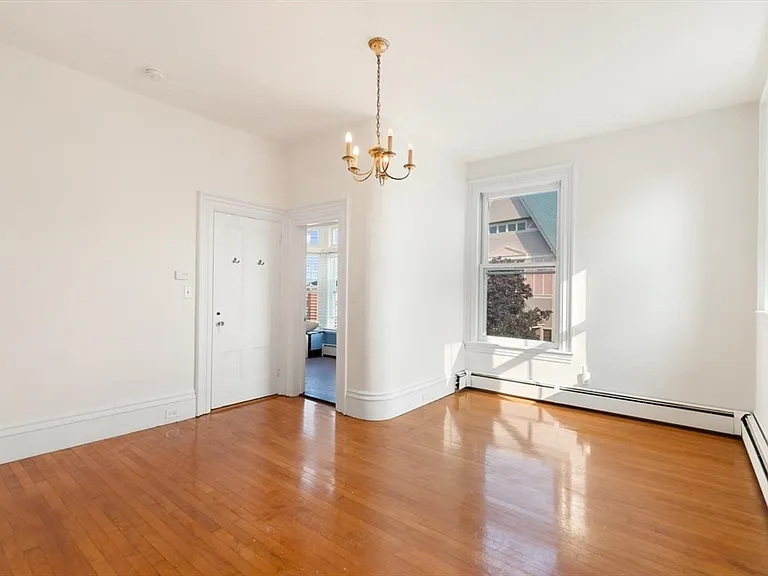 79 Prospect St #2 — Photo 8