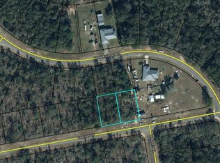 19 & 20 Carson St, Chipley, FL 32428