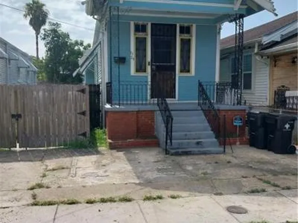 1329 Mazant St, New Orleans, LA 70117