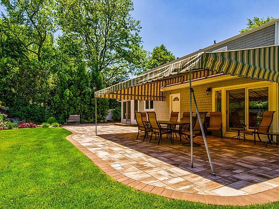 2nd image of 22 Shari Ln