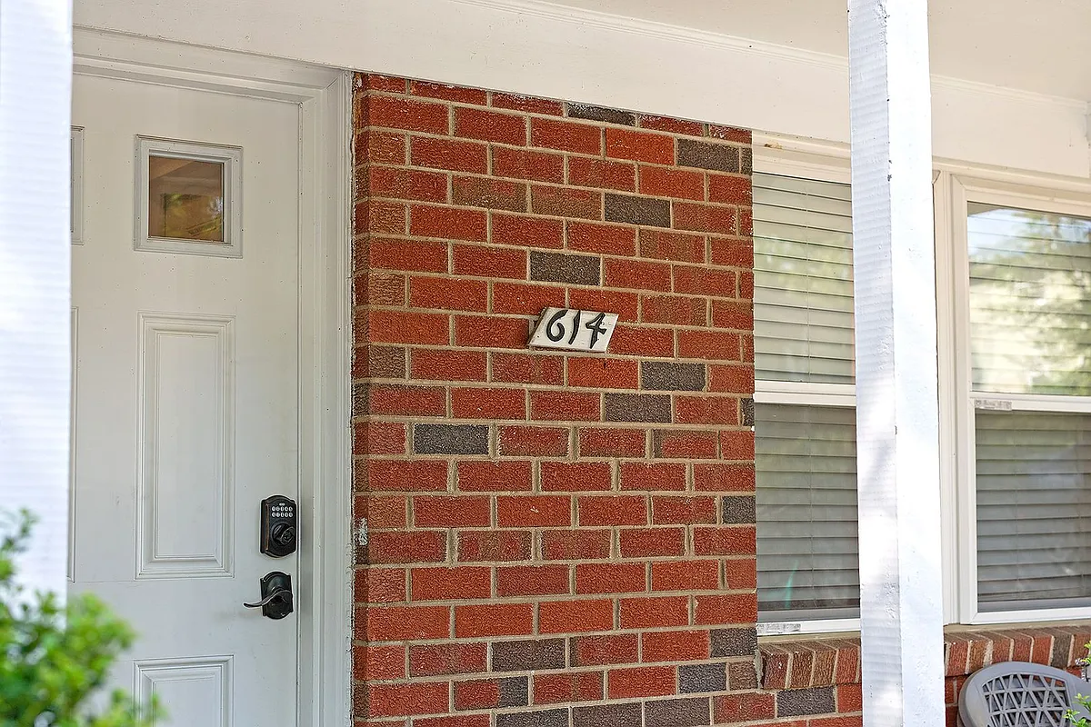 Building Photo - 614 Rock Creek Rd #A