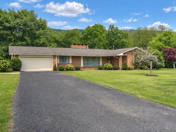 1385 N Main St, Whitwell, TN 37397