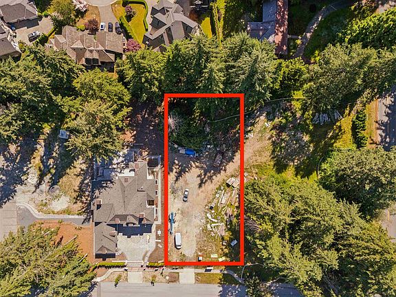4th image of 2810 138th St