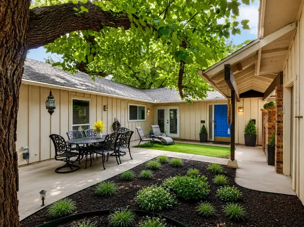 5310 Westminster Ct S, Fort Worth, TX 76133