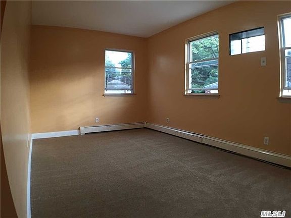 5th image of 11744 Marsden St