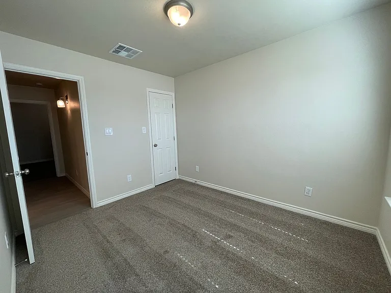 1301 Bajada St — Photo 24
