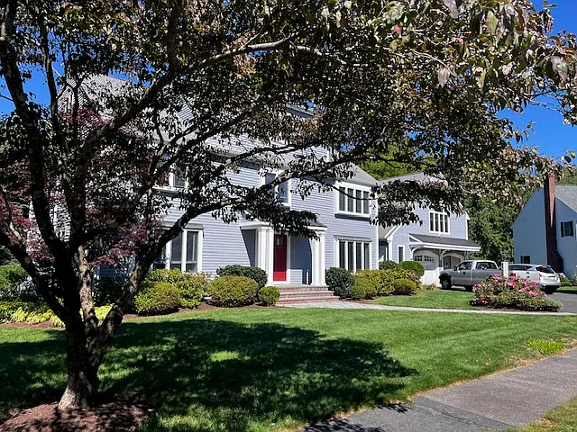 7 bed, 4.5 bath, 5600 sqft, $12,000 — Photo 3
