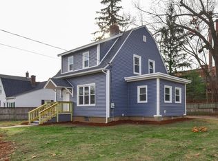 25 Portland St, Holyoke, MA 01040