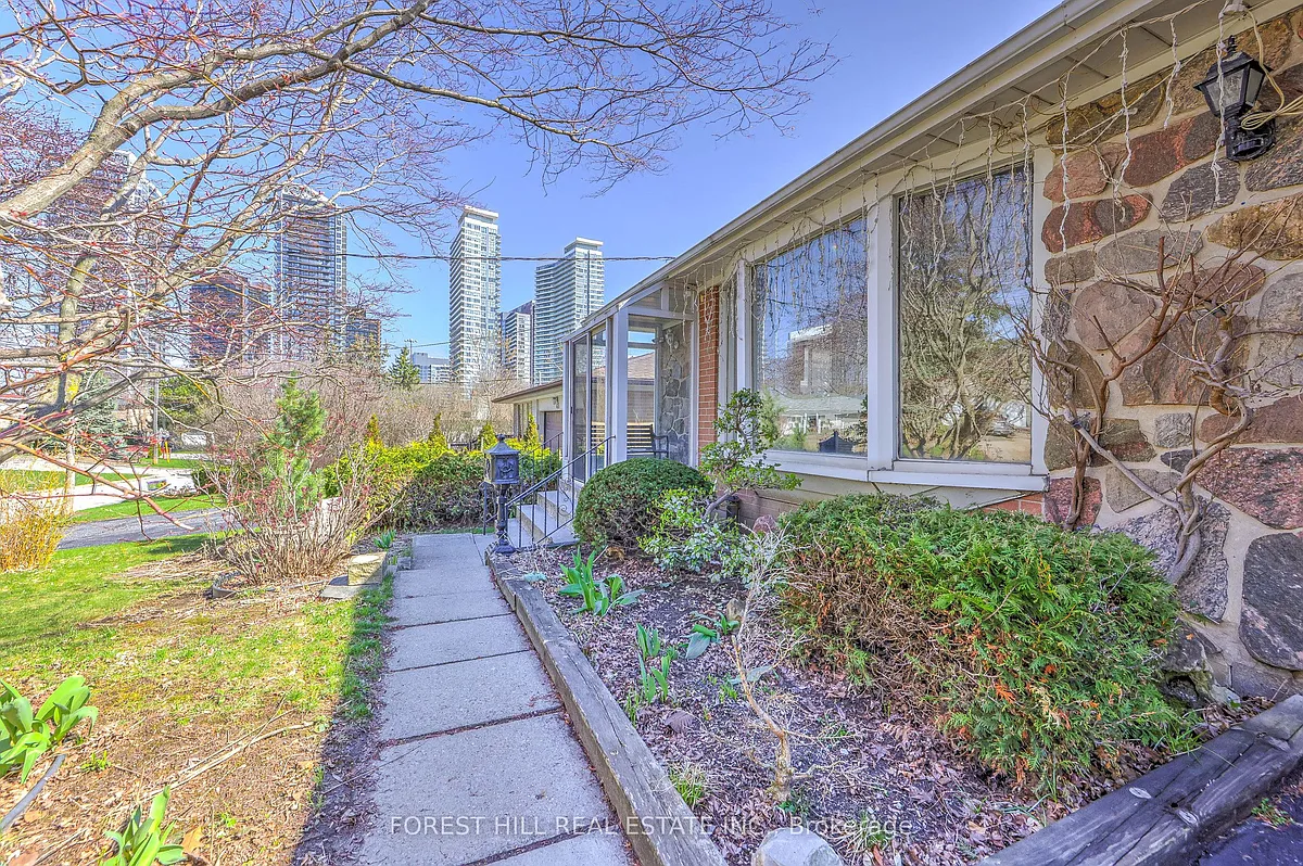 Building Photo - 63 Hopperton Dr
