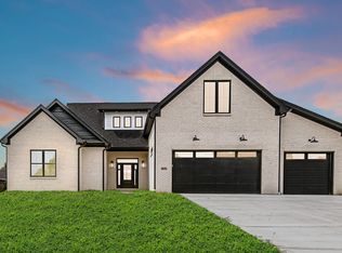 8115 Spring Valley Dr, Plainfield, IN 46168