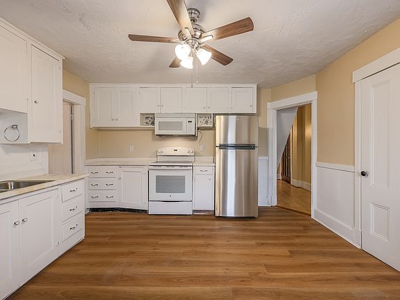 5th image of 165 E Main St Suite 2
