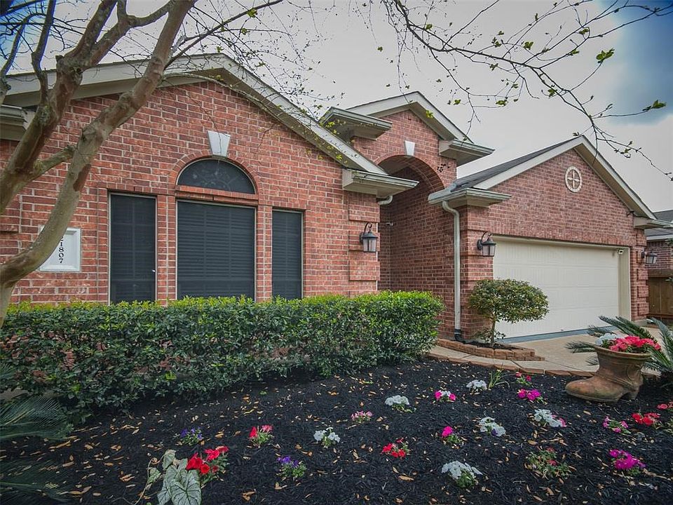 21807 Leigh Creek Dr.