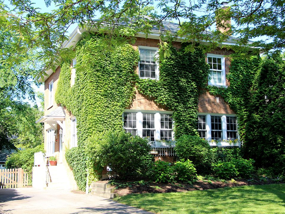 1st image of 1342 Linden Ave