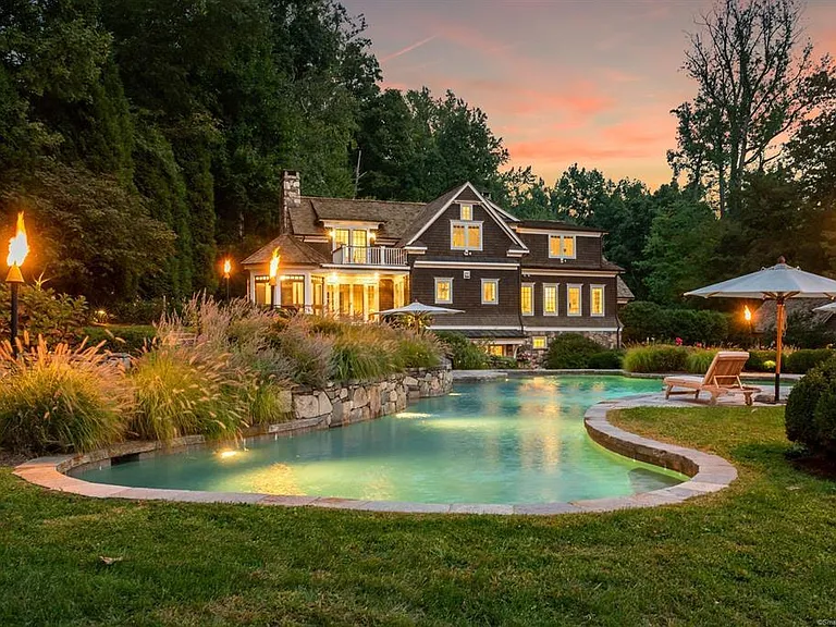 15 Catamount Rd — Photo 4
