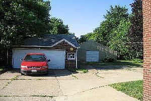 2 car garage
