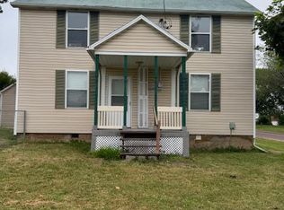401 Broadway Ave, Leslie, MO 63056